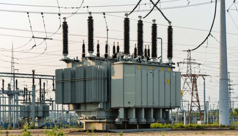 Transformatory mocy przygotowane na eksplozję wzrostu: Dlaczego 2025 będzie przełomowym rokiem dla globalnych rynków energetycznych